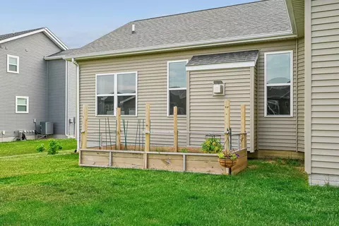 Exterior - 1115 Partridge Ln, Waterloo, IA 50701 photo 3 of 4