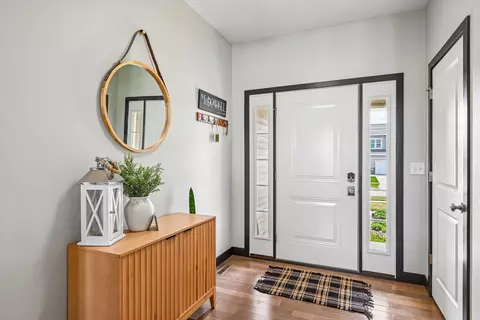 Entry Way - 1115 Partridge Ln, Waterloo, IA 50701 photo 1 of 1