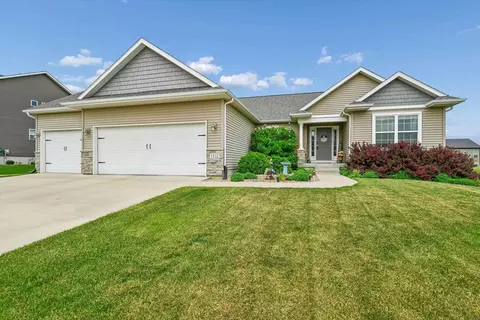 1115 Partridge Ln, Waterloo, IA 50701