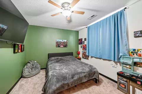 Bedroom - 1115 Partridge Ln, Waterloo, IA 50701 photo 4 of 4