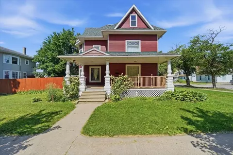 523 Main, Iowa Falls, IA 50126