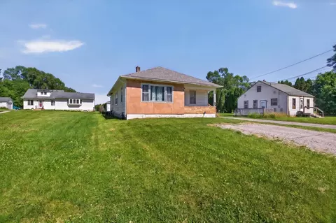 1134 N Barclay St, Waterloo, IA 50703