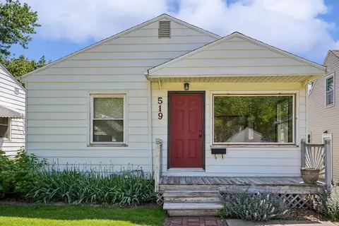 519 Kirkwood Ave, Waterloo, IA 50701