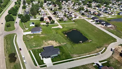 4126 Mark Dr #LOT 23, Cedar Falls, IA 50613
