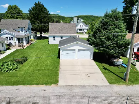 Other - 809 E Main St, Decorah, IA 52101 photo 1 of 10