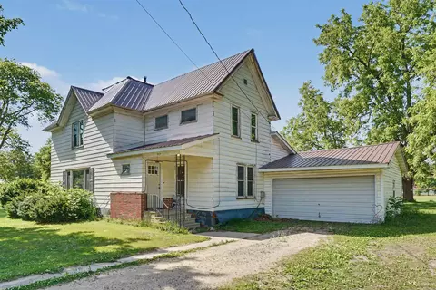 209 Hayes St W, Hazleton, IA 50641