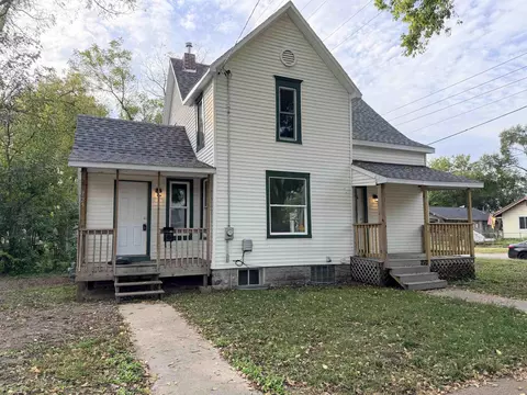 725 Lincoln St, Waterloo, IA 50703