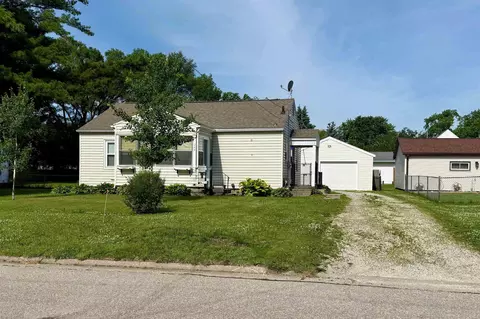 245 Normandy St, Waterloo, IA 50703