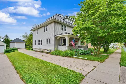 502 S Page St, Monona, IA 52159