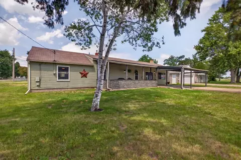 1705 Michigan Dr, Evansdale, IA 50707