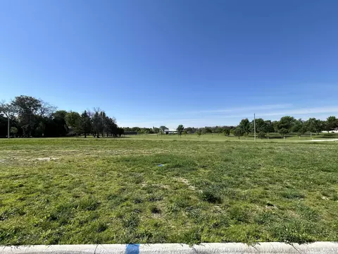 107 Maverick Ln, Riceville, IA 50466
