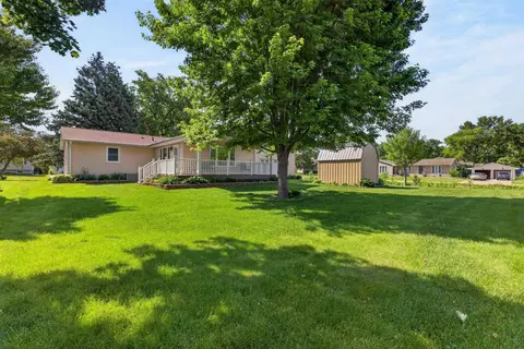 Exterior - 321 Devlin Cir, Cedar Falls, IA 50613 photo 6 of 11