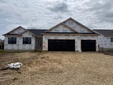 2730 Amber Valley Rd, Cedar Falls, IA 50613