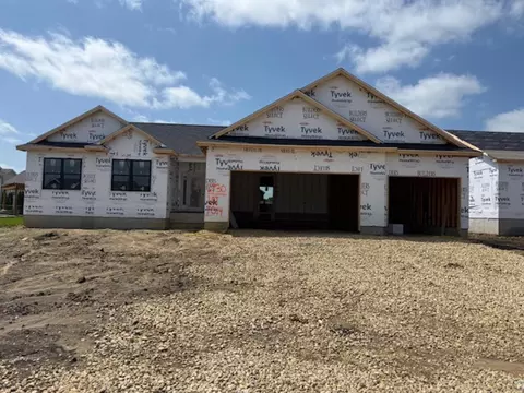 2730 Amber Valley Rd, Cedar Falls, IA 50613