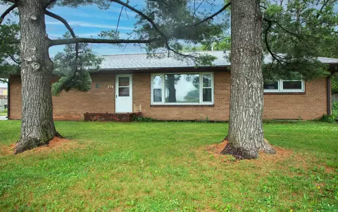 176 River Forest Rd, Evansdale, IA 50707