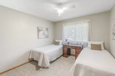 Bedroom - 711 Hearthside Dr, Cedar Falls, IA 50613 photo 4 of 7