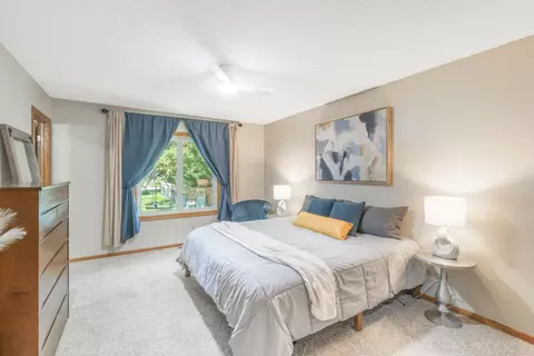 Bedroom - 711 Hearthside Dr, Cedar Falls, IA 50613 photo 1 of 7
