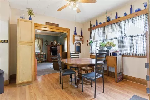 Dining - 2227 E 4th St, Waterloo, IA 50703 photo 3 of 3