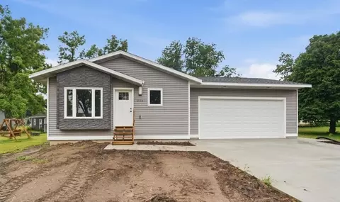 206 E Miranda St, Shell Rock, IA 50670