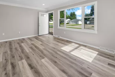 Living - 1004 Joy St, Cedar Falls, IA 50613 photo 1 of 2