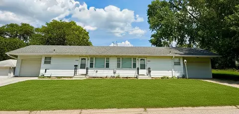 1043-1045 Minnesota St, Waterloo, IA 50702
