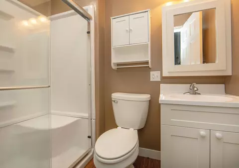 Bath - 107 E Prospect St, Shell Rock, IA 50670 photo 1 of 2