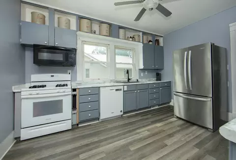 Kitchen - 107 E Prospect St, Shell Rock, IA 50670 photo 1 of 2