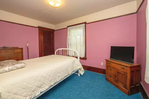 Bedroom - 107 E Prospect St, Shell Rock, IA 50670 photo 3 of 5