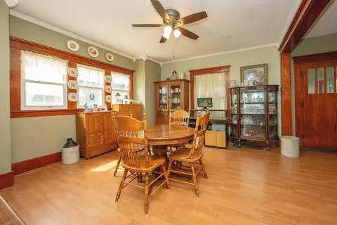 Dining - 107 E Prospect St, Shell Rock, IA 50670 photo 3 of 4