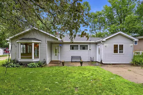1219 Western Ave, Cedar Falls, IA 50613
