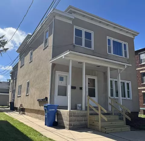 210 N Locust Ave, New Hampton, IA 50659