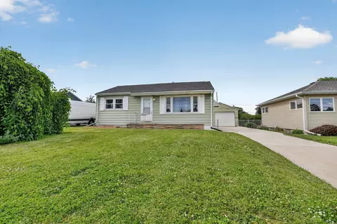 1841 Glenny Ave, Waterloo, IA 50702