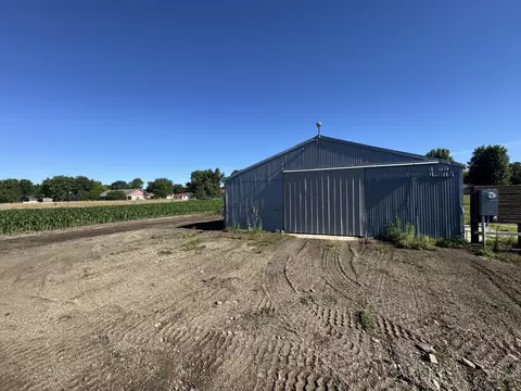819 A Ave, Sumner, IA 50674 photo 5
