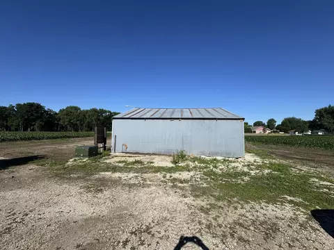 819 A Ave, Sumner, IA 50674 photo 4