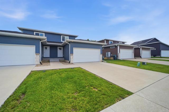 4240 Mourning Dove Dr, Waterloo, IA 50702
