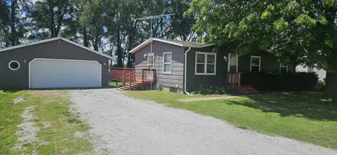 401 Saunders Ave, Evansdale, IA 50707