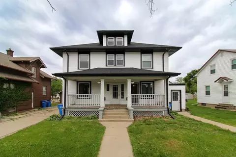 811 G Ave, Grundy Center, IA 50638