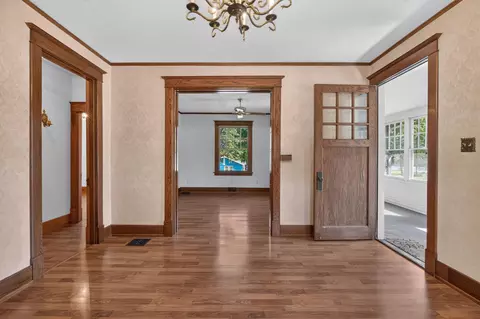 Entry Way - 206 S Hackett Rd, Waterloo, IA 50701 photo 1 of 2