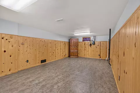 Other - 206 S Hackett Rd, Waterloo, IA 50701 photo 6 of 11