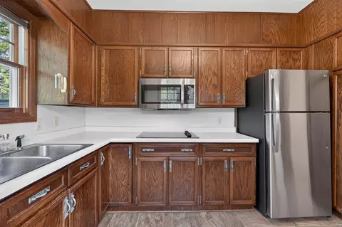 Kitchen - 206 S Hackett Rd, Waterloo, IA 50701 photo 2 of 2