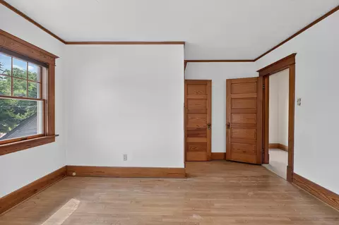 Bedroom - 206 S Hackett Rd, Waterloo, IA 50701 photo 5 of 7