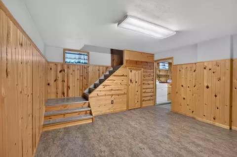 Other - 206 S Hackett Rd, Waterloo, IA 50701 photo 8 of 11