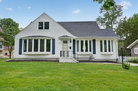 2221 Grand Blvd, Cedar Falls, IA 50613