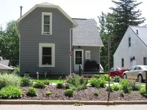311 N Huber St, Anamosa, IA 52205