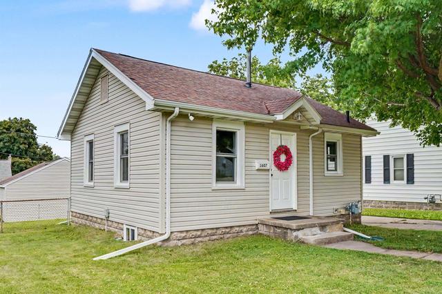 1607 Hawthorne Ave, Waterloo, IA 50702