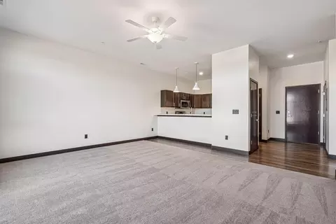 120 Twin Steeples Cir NE #210, Dyersville, IA 52040