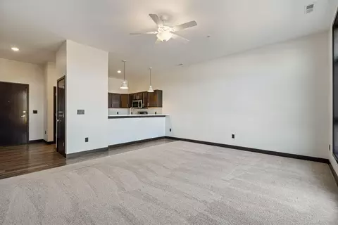 120 Twin Steeples Cir NE #213, Dyersville, IA 52040