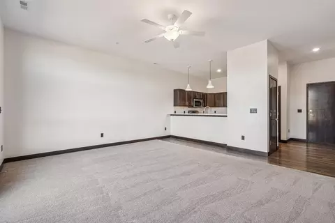 120 Twin Steeples Cir NE #215, Dyersville, IA 52040