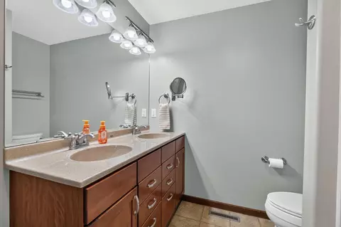 2803 Pendleton Dr, Cedar Falls, IA 50613 photo 19