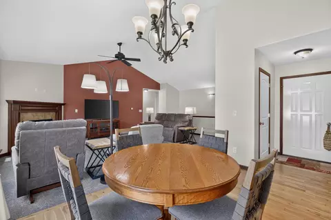 2803 Pendleton Dr, Cedar Falls, IA 50613 photo 9